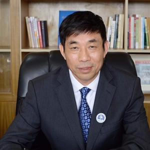Daopin Cheng (Dean at Tourism College at Hainan University)